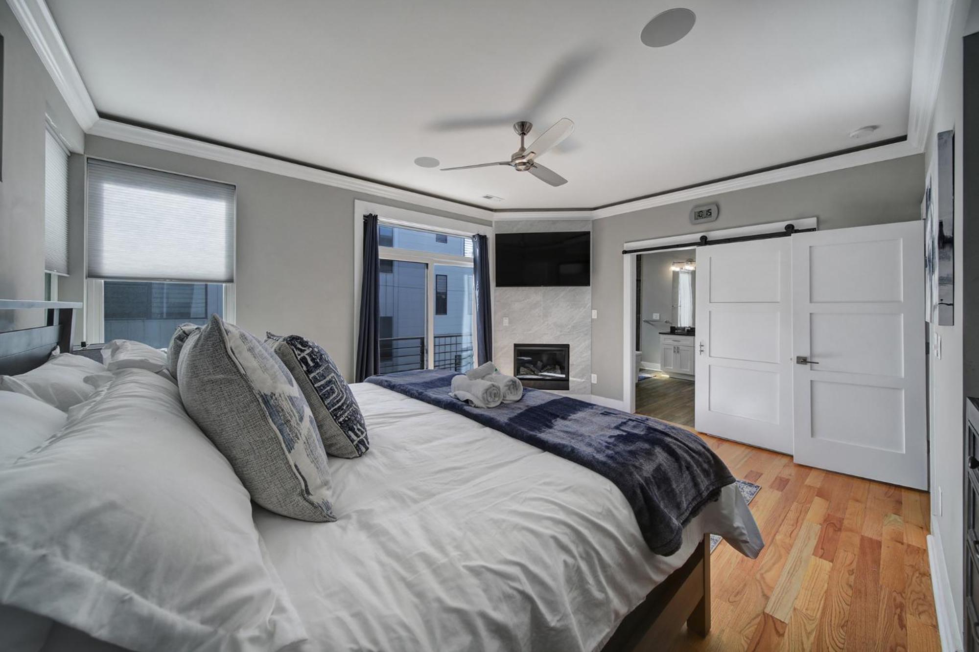906 Westbrook B City Views Rooftop Hot Tub And Short Walk To Stadium Charlotte Ngoại thất bức ảnh